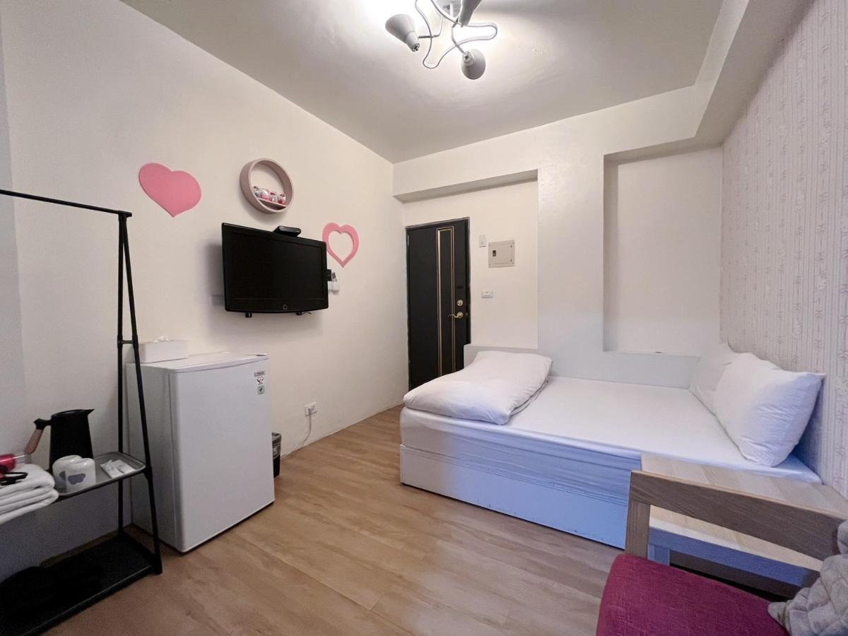 Apartament Fengchia Fun House Taizhong Zewnętrze zdjęcie