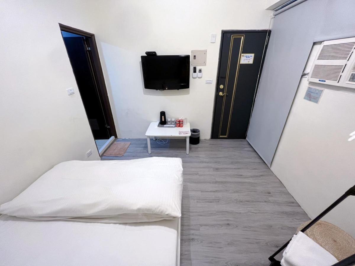 Apartament Fengchia Fun House Taizhong Zewnętrze zdjęcie