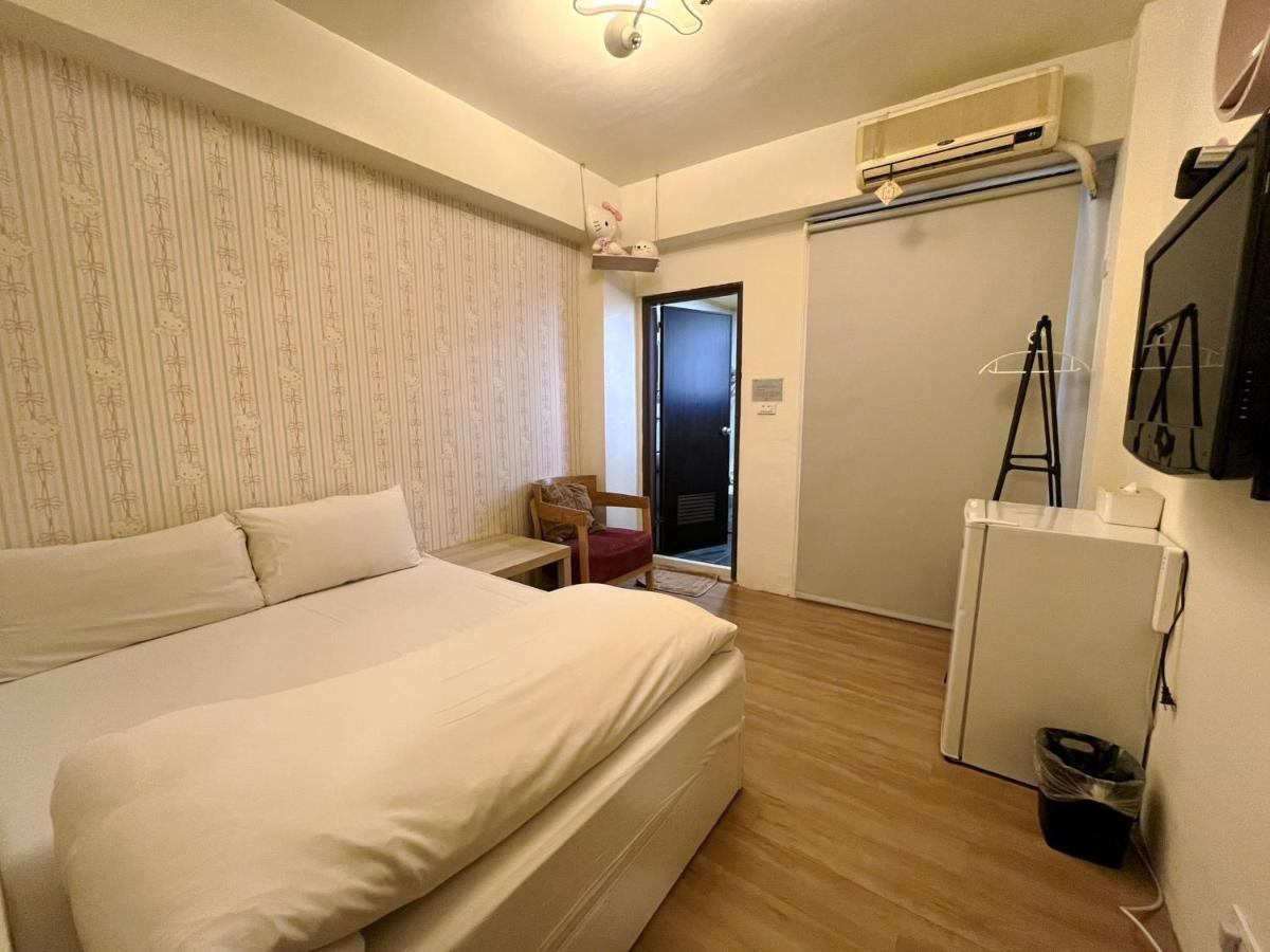 Apartament Fengchia Fun House Taizhong Zewnętrze zdjęcie