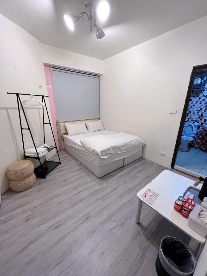Apartament Fengchia Fun House Taizhong Zewnętrze zdjęcie