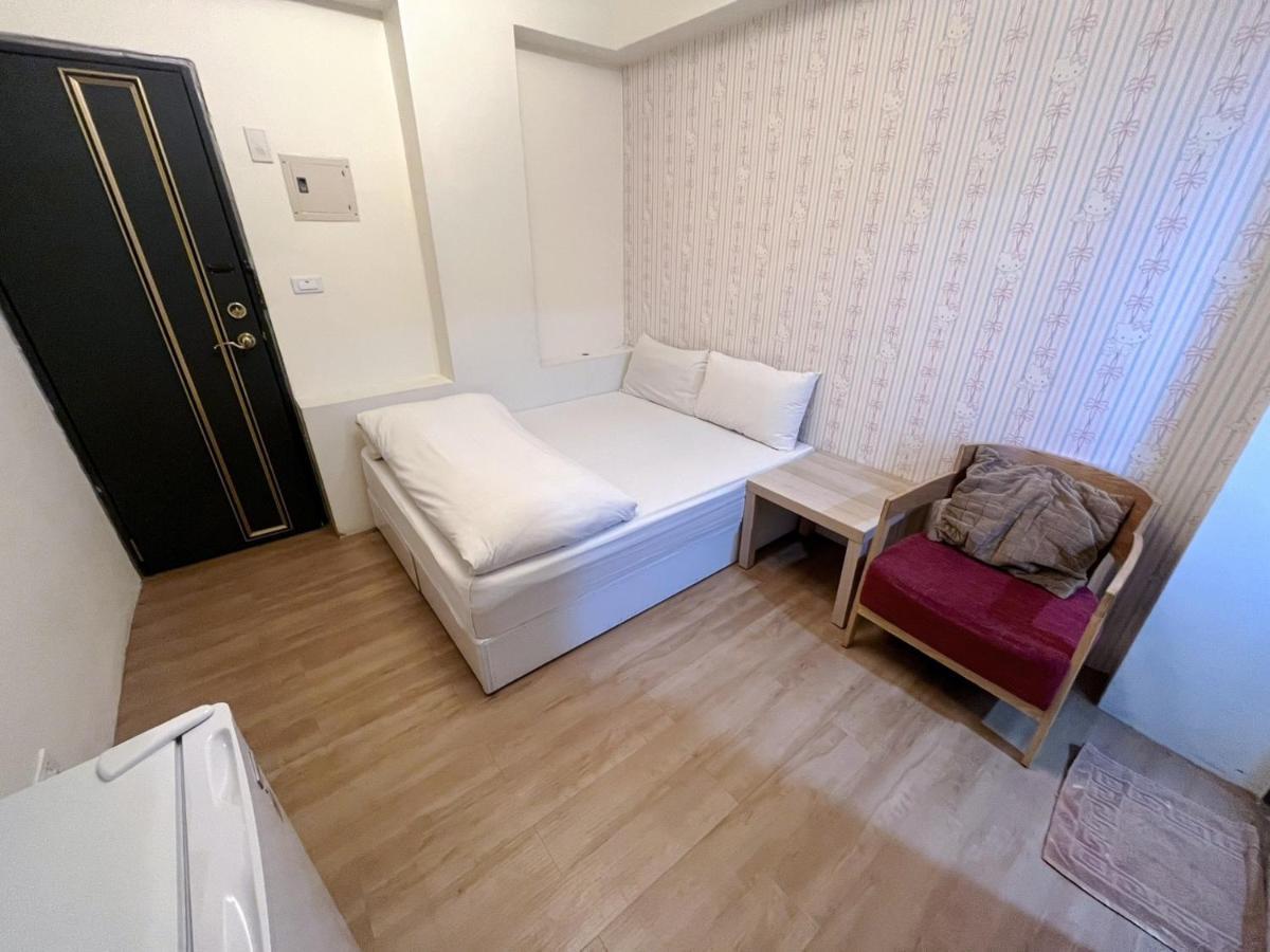 Apartament Fengchia Fun House Taizhong Zewnętrze zdjęcie