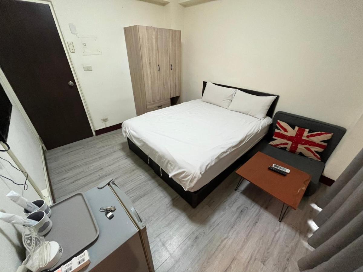 Apartament Fengchia Fun House Taizhong Zewnętrze zdjęcie